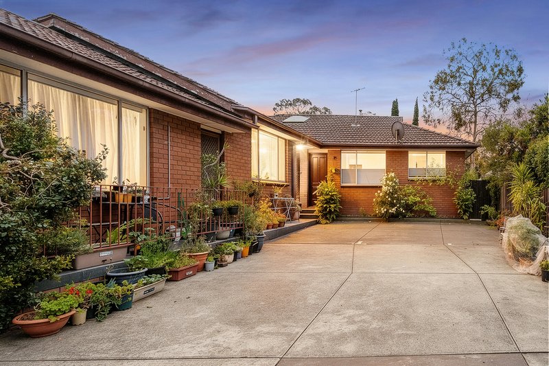 Photo - 1&4/4 St Bernards Road, Alphington VIC 3078 - Image 15