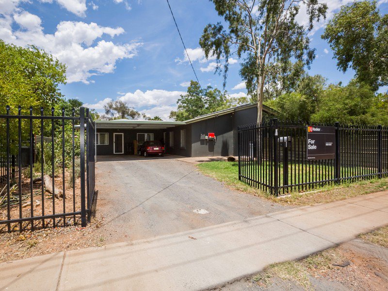 144 Stuart Highway, Braitling NT 0870