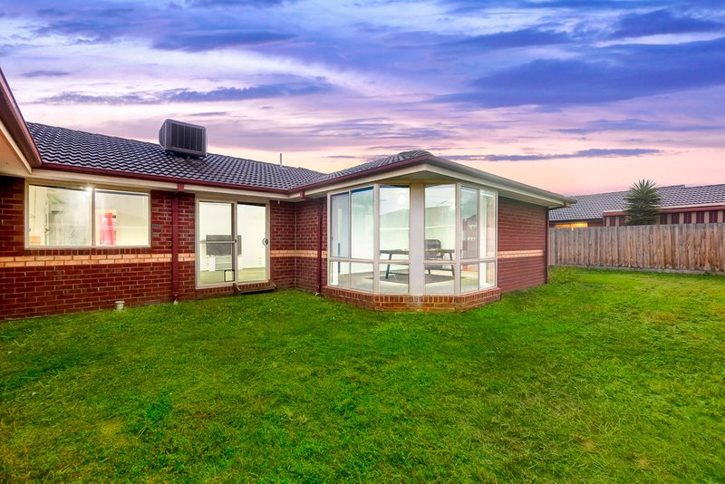 Photo - 144 Virgilia Drive, Hoppers Crossing VIC 3029 - Image 17