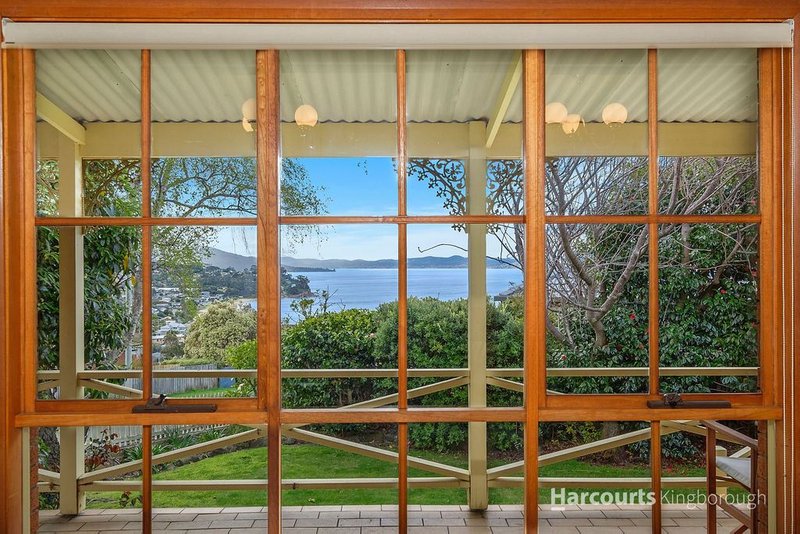 Photo - 144 Wells Parade, Blackmans Bay TAS 7052 - Image 7