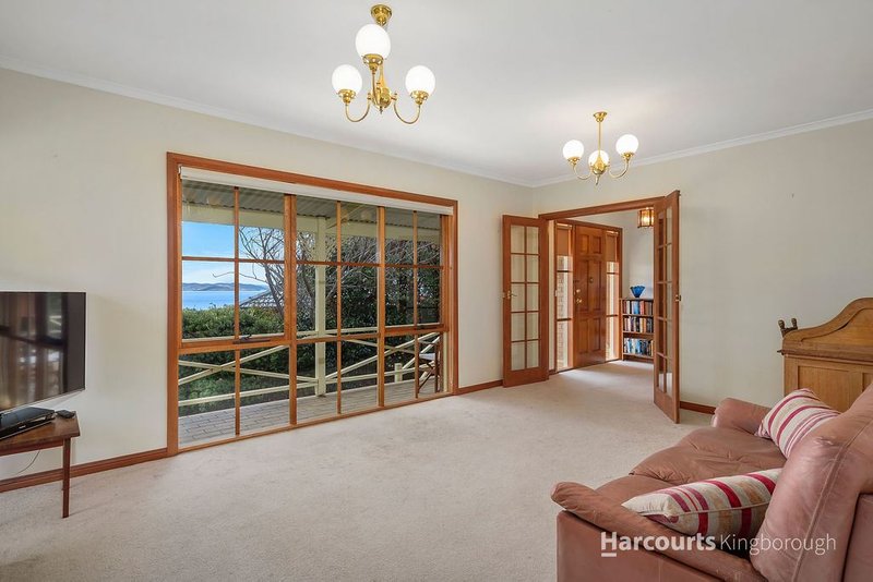 Photo - 144 Wells Parade, Blackmans Bay TAS 7052 - Image 8