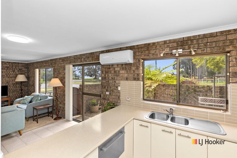 Photo - 1/440-442 Beach Road, Sunshine Bay NSW 2536 - Image 3