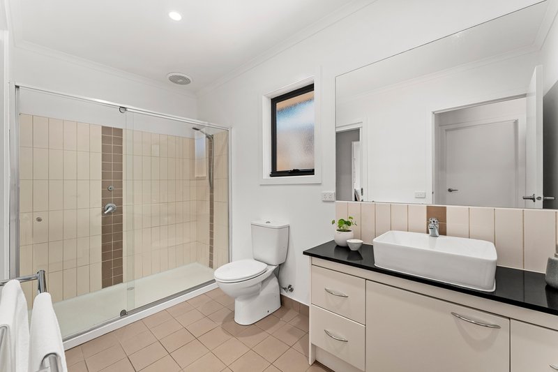 Photo - 14/40 Highclere Avenue, Mount Waverley VIC 3149 - Image 9