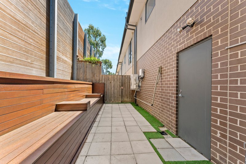 Photo - 14/40 Highclere Avenue, Mount Waverley VIC 3149 - Image 10