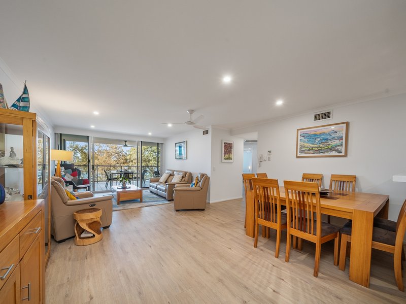 Photo - 14/41-43 Marine Parade, Redcliffe QLD 4020 - Image 7