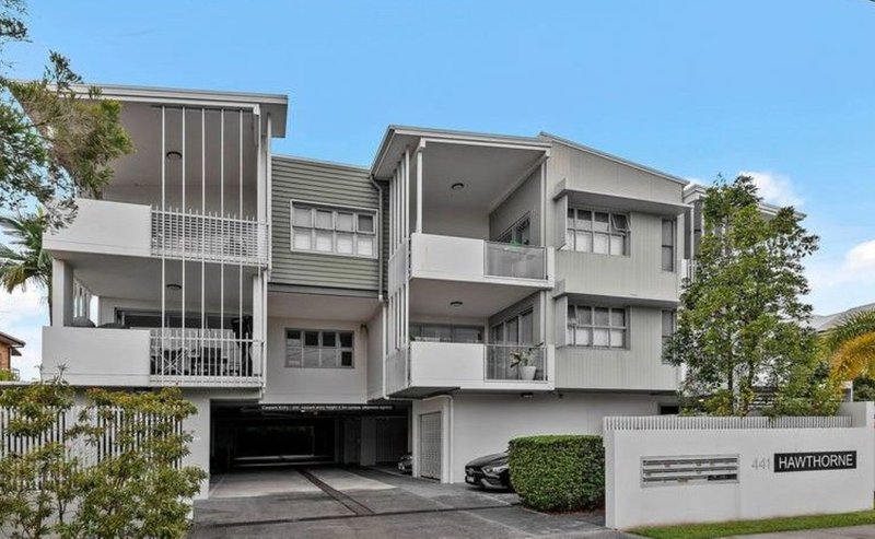 Photo - 1/441 Hawthorne Road, Bulimba QLD 4171 - Image 1