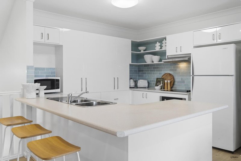 Photo - 14/43 Doubleview Drive, Elanora QLD 4221 - Image 5