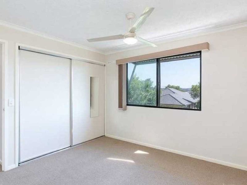 Photo - 14/44-66 University Drive, Meadowbrook QLD 4131 - Image 15