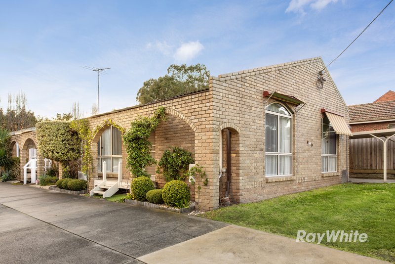 Photo - 1/444 Warrigal Road, Ashburton VIC 3147 - Image 1