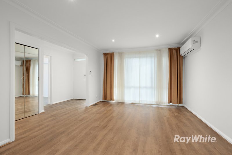 Photo - 1/444 Warrigal Road, Ashburton VIC 3147 - Image 2
