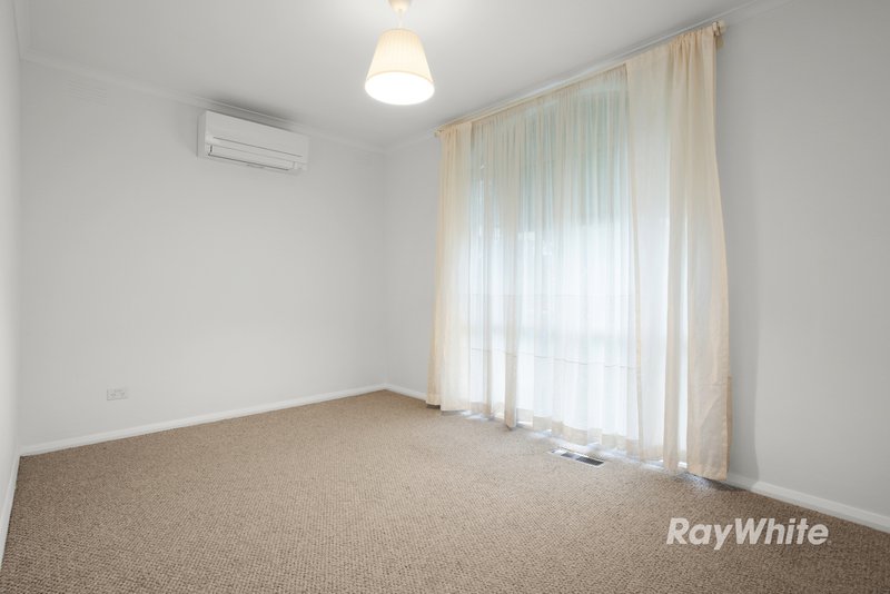 Photo - 1/444 Warrigal Road, Ashburton VIC 3147 - Image 4