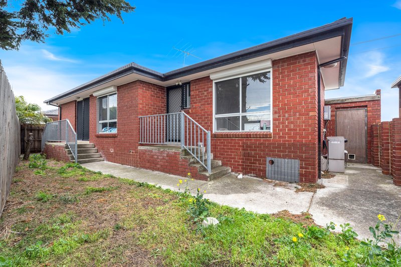 Photo - 1445 Pascoe Vale Road, Meadow Heights VIC 3048 - Image 11