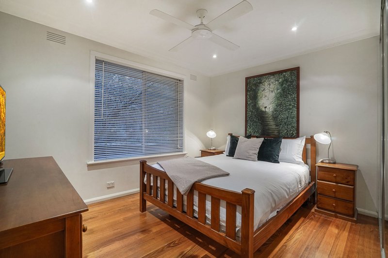 Photo - 1/447 Waverley Road, Mount Waverley VIC 3149 - Image 7