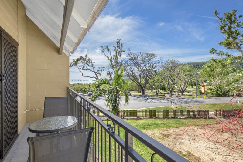 Photo - 14/48 Coral Esplanade, Cannonvale QLD 4802 - Image 4