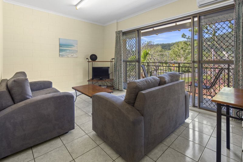 Photo - 14/48 Coral Esplanade, Cannonvale QLD 4802 - Image 5