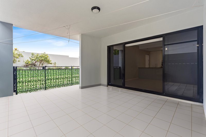 Photo - 1/448 Oxley Avenue, Redcliffe QLD 4020 - Image 15