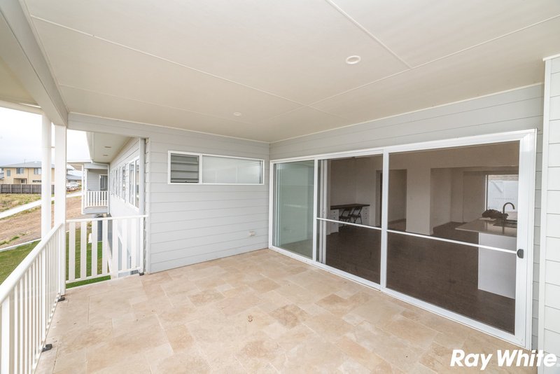 Photo - 1/44a Coastal View Drive, Tallwoods Village NSW 2430 - Image 4