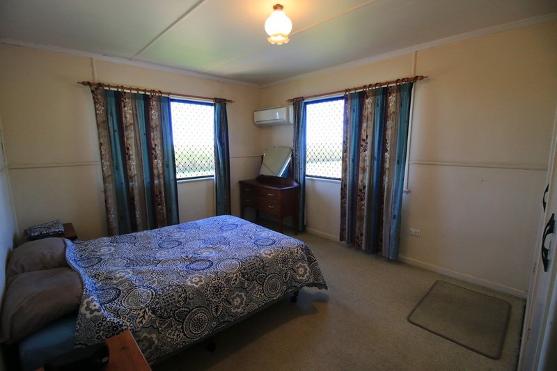 Photo - 145-147 Chippendale Street, Ayr QLD 4807 - Image 6