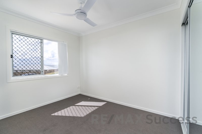 Photo - 1/45 Adelaide Street, Cranley QLD 4350 - Image 5