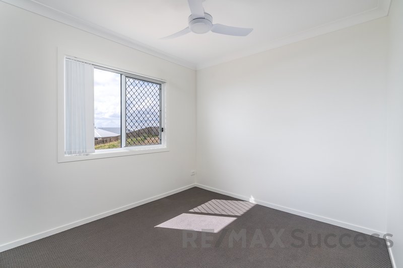 Photo - 1/45 Adelaide Street, Cranley QLD 4350 - Image 6