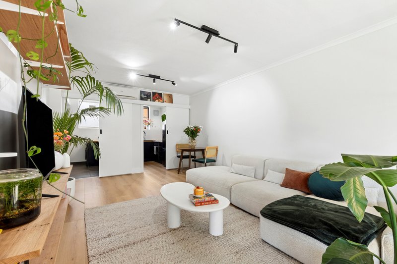 Photo - 1/45 Barrabool Road, Highton VIC 3216 - Image 2