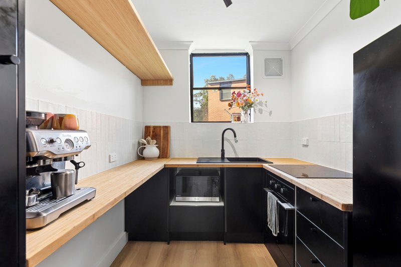 Photo - 1/45 Barrabool Road, Highton VIC 3216 - Image 3