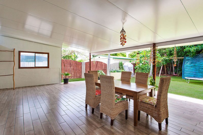 Photo - 145 Christine Avenue, Burleigh Waters QLD 4220 - Image 5