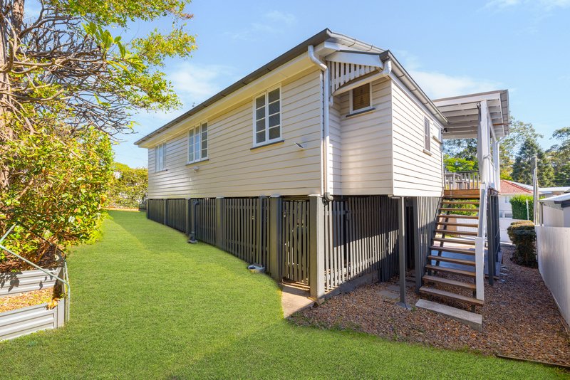 Photo - 145 Coopers Camp Road, Bardon QLD 4065 - Image 11