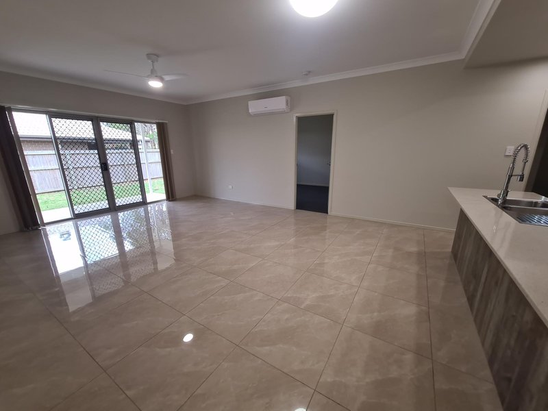 Photo - 1/45 Cronin Street, Morayfield QLD 4506 - Image 5