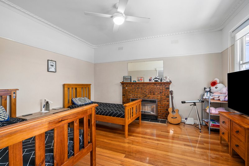 Photo - 1/45 Deakin Street, Bell Park VIC 3215 - Image 5