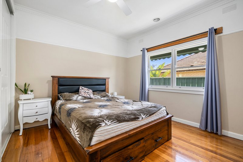 Photo - 1/45 Deakin Street, Bell Park VIC 3215 - Image 6