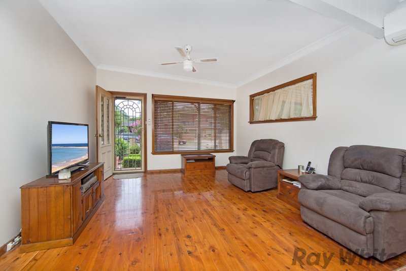 Photo - 145 Delia Avenue, Budgewoi NSW 2262 - Image 4