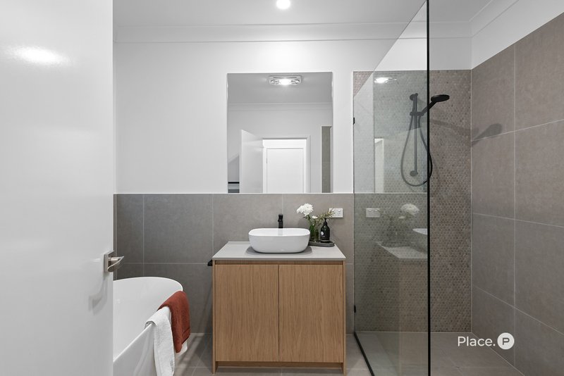 Photo - 145 Frederick Street, Toowong QLD 4066 - Image 17