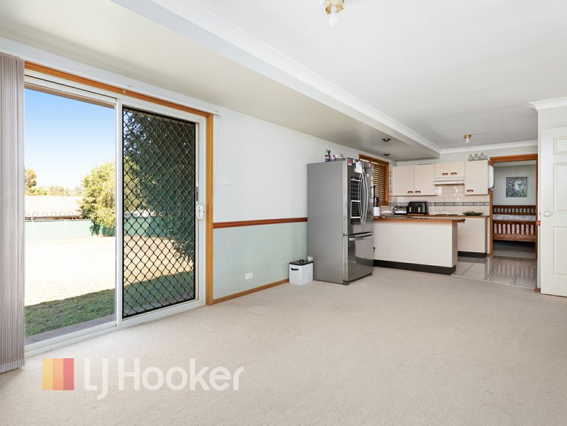 Photo - 145 Gardner Circuit, Singleton NSW 2330 - Image 6