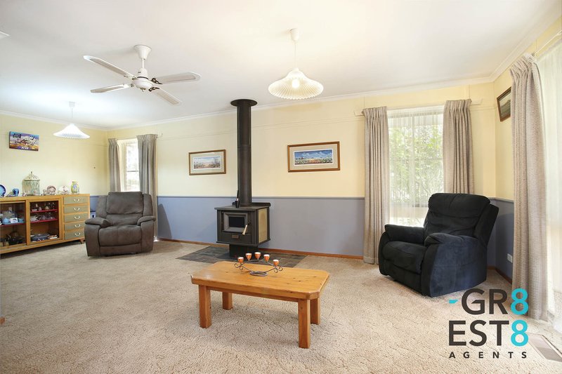 Photo - 145 High Street, Berwick VIC 3806 - Image 4