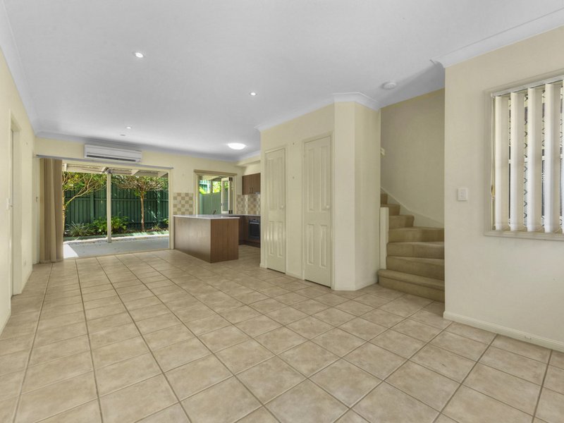 Photo - 1/45 Holmesbrook Street, Ashgrove QLD 4060 - Image 8