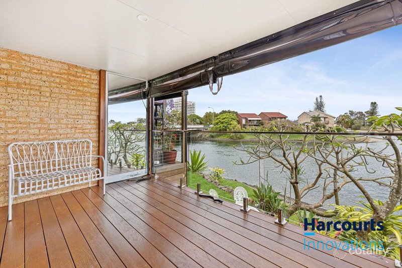 Photo - 1/45 Hooker Boulevard, Broadbeach Waters QLD 4218 - Image 11