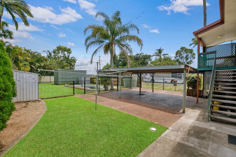 Photo - 145 Kianawah Road, Wynnum West QLD 4178 - Image 16