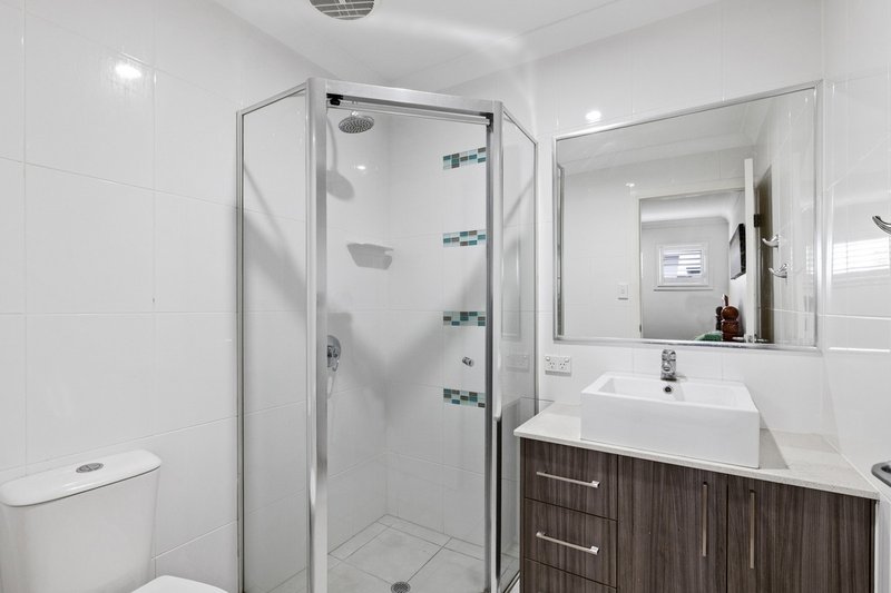 Photo - 1/45 Longland Street, Cleveland QLD 4163 - Image 11