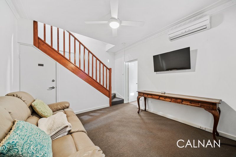 Photo - 1/45 Macleod Road, Applecross WA 6153 - Image 6