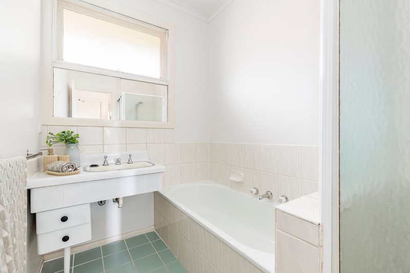 Photo - 1/45 Peacock Street, Burwood VIC 3125 - Image 7