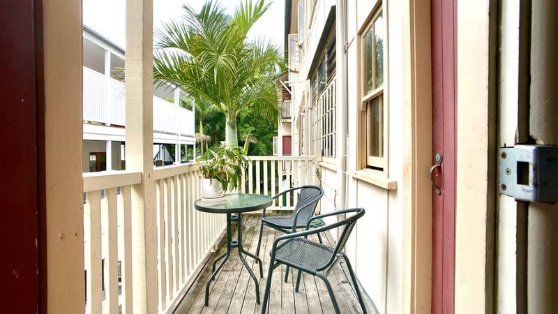 Photo - 1/45 Phillips Street, Spring Hill QLD 4000 - Image 6