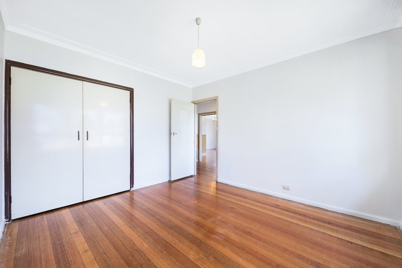 Photo - 145 Police Road, Mulgrave VIC 3170 - Image 5