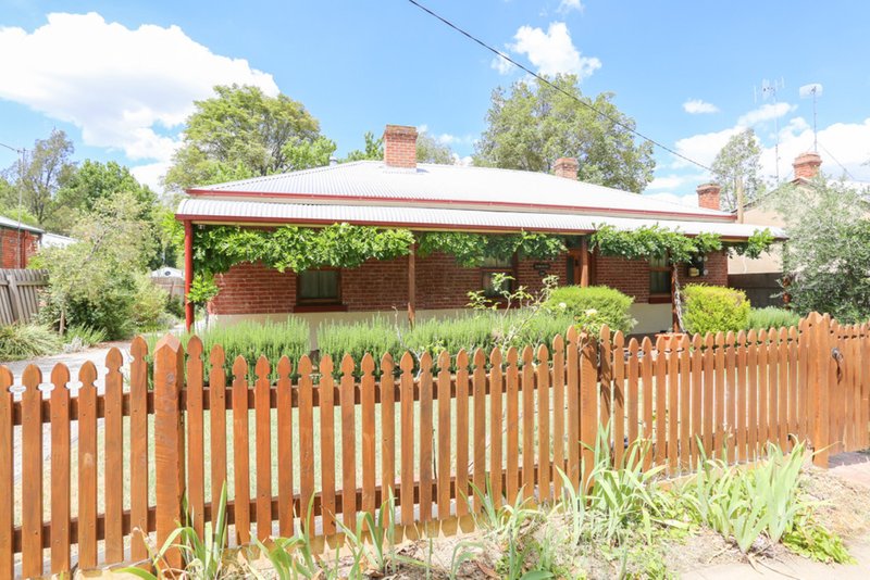 145 Russell Street, Bathurst NSW 2795