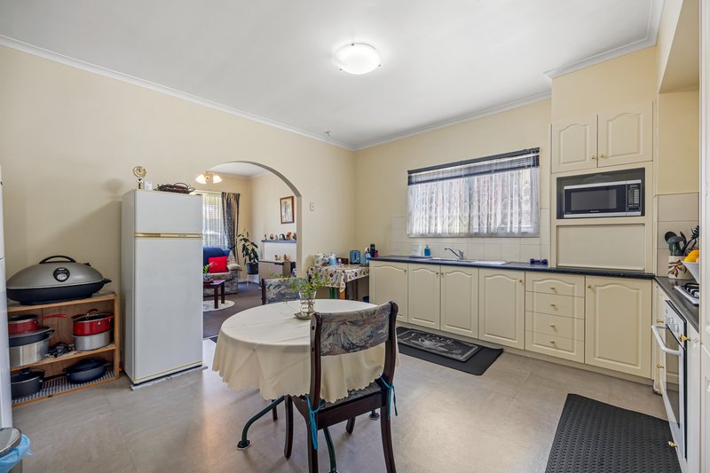 Photo - 1/45 Victoria Street, Sebastopol VIC 3356 - Image 5