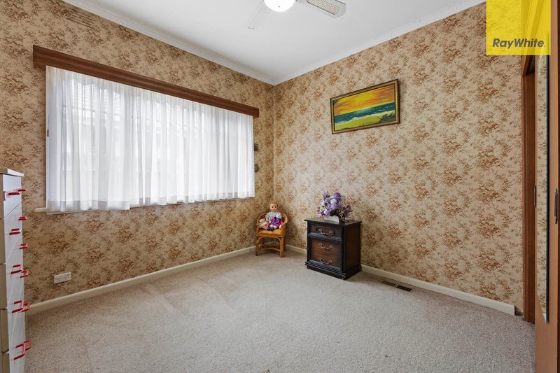 Photo - 145 William Street, St Albans VIC 3021 - Image 9