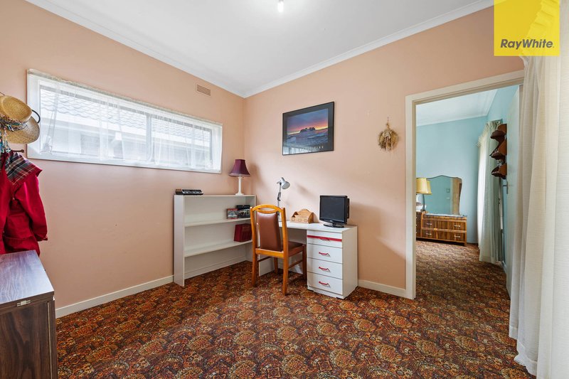 Photo - 145 William Street, St Albans VIC 3021 - Image 10