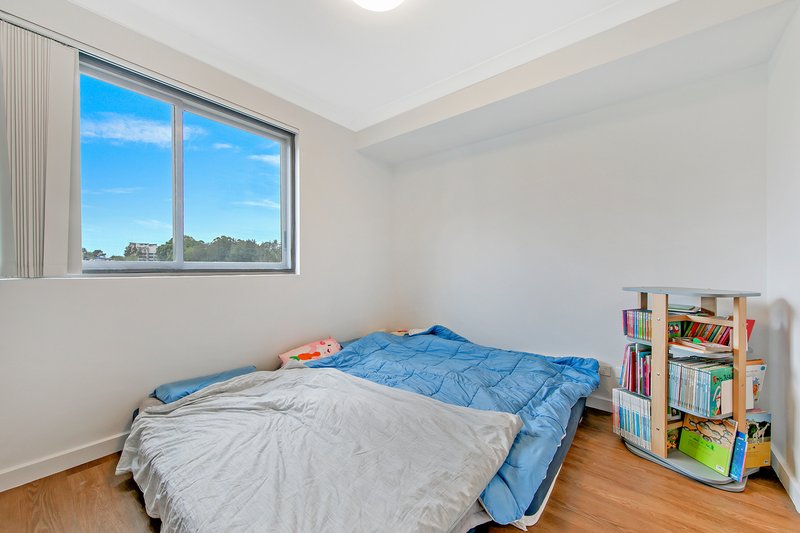 Photo - 145/1 Meryll Avenue, Baulkham Hills NSW 2153 - Image 4