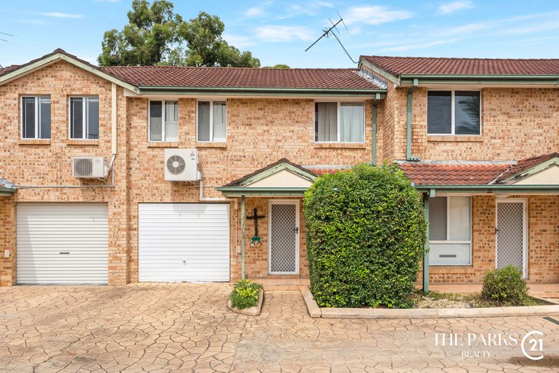 Photo - 14/59-61 Devenish Street, Greenfield Park NSW 2176 - Image 1