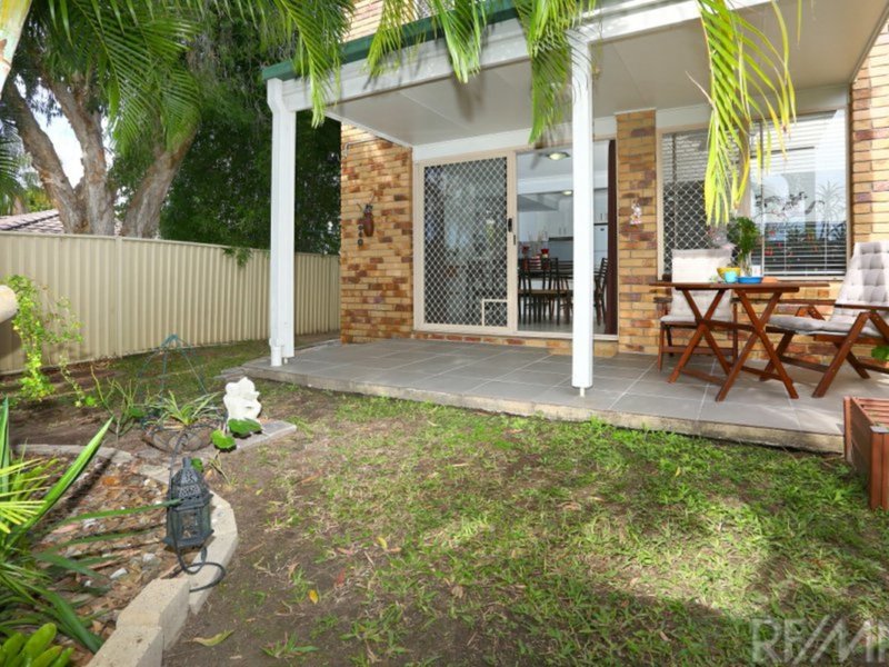 Photo - 1/45a Highfield Dr , Merrimac QLD 4226 - Image 6